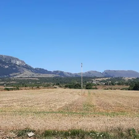 Rural House Villabasil